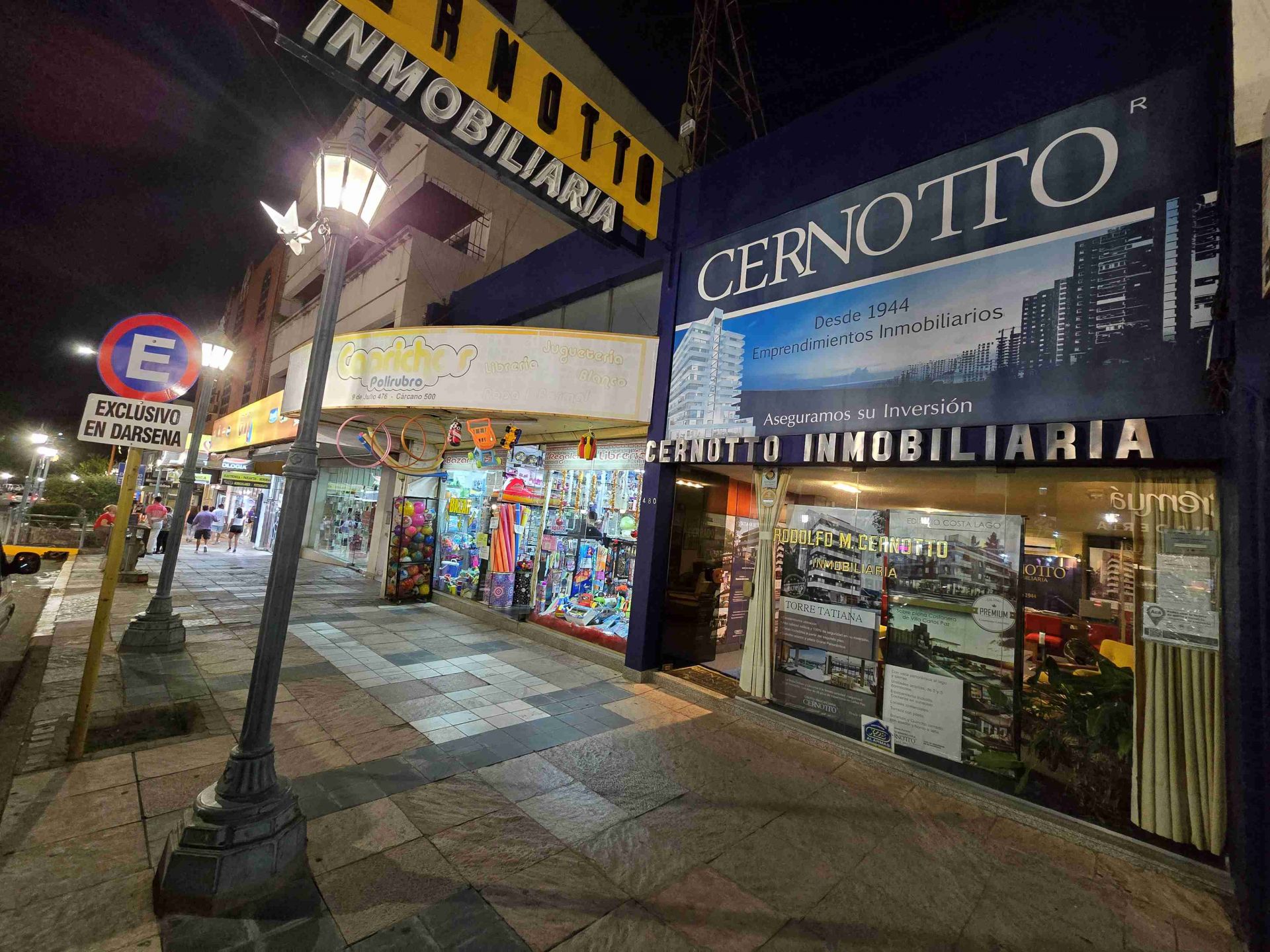 PROPIEDAD CÉNTRICA EN VENTA EN VILLA CARLOS PAZ,PARA EDIFICAR DEPARTAMENTOS Y LOCALES, SOBRE PASEO DE LAS FAROLAS - OPORTUNIDAD