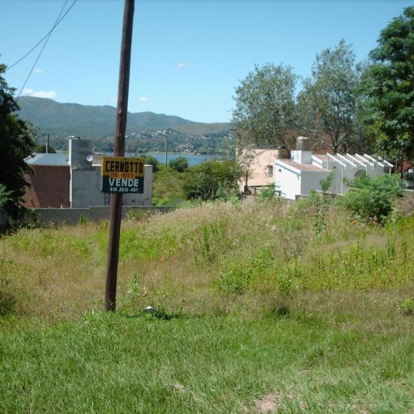 EXCELENTE TERRENO EN VENTA, OPORTUNIDAD EN CARLOS PAZ! Residencial