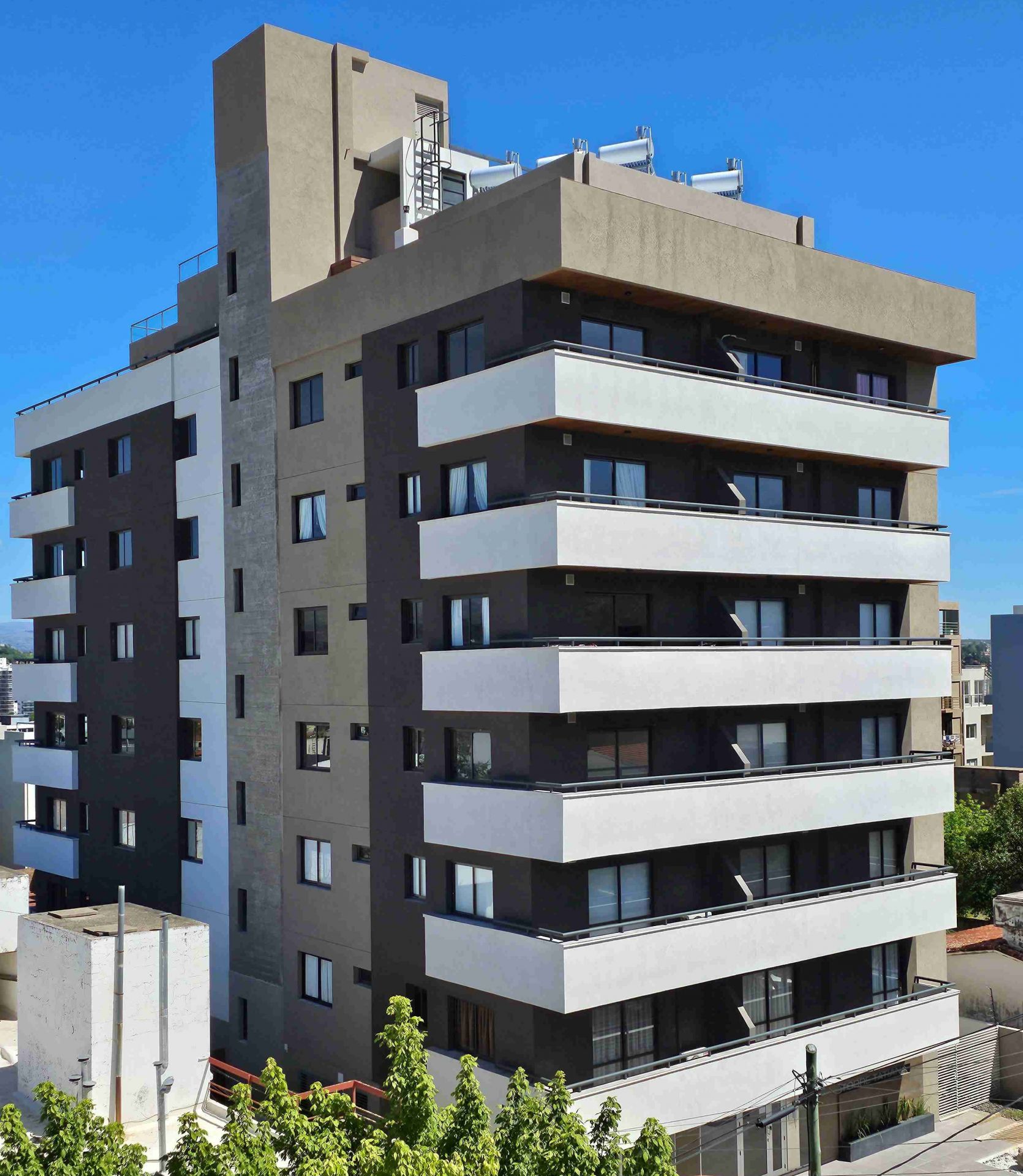 VENTA DE EXCELENTE CALIDAD, GRAN OPORTUNIDAD DE INVERSIÓN EN VILLA CARLOS PAZ, TORRE TATIANA. Entrega Inmediata, Edificio Terminado