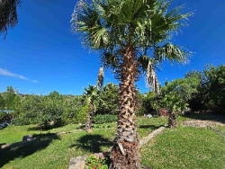 BELLÍSIMA CASA EN VENTA EN ESTANCIA VIEJA, A 2 CUADRAS DEL RIO BALNEARIO, UN LUGAR DE SIERRAS Y RELAX. GRAN PARQUE DE 2.760 mt2