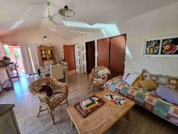 ESTABAS BUSCANDO ESTA CASA EN CARLOS PAZ - VENTA, EN OPORTUNIDAD, A 1 CUADRA DEL RÍO - PLAYAS DE ORO