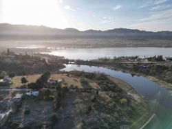 EXCELENTE TERRENO DE 5.300 Mt2, CON FONDO AL ARROYO LAS MOJARRAS, GRAN OPORTUNIDAD. Ideal para hotel o Complejo