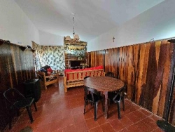 CASA EN VENTA EN PARQUE SIQUIMAN A 100 MTS DE LA RUTA 38. HERMOSO ENTORNO Y GRAN PARQUE