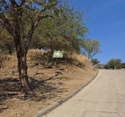 HERMOSO TERRENO EN VENTA, EN TIERRA ALTA ( Barrio Privado) CON TODOS LOS SERVICIOS. Asfalto, Vista Panorámica, Lote Esquina.