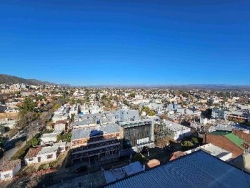 BELLÍSIMO DEPARTAMENTO EN VENTA EN VILLA CARLOS PAZ, A ESTRENAR, 0 KM. 2 DORM CON BALCÓN AL CONTRAFRENTE. Torre Tatiana