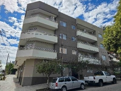 BELLA OPORTUNIDAD ! Departamento en venta en Villa Carlos Paz, EDIFICIO FINCAS DEL LAGO 2. frente con balcón, cochera incl.