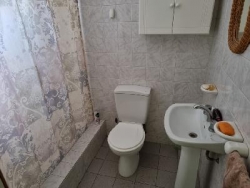 MUY LINDA CASA EN VENTA EN LAGO AZUL, BARRIO PRIVADO, CON VISTAS AL LAGO Y SIERRAS DESLUMBRANTES