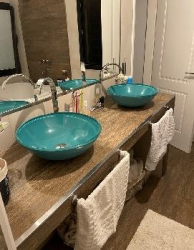 HERMOSA CASA EN VENTA EN SAN ANTONIO DE ARREDONDO, CON PILETA, QUINCHO, 4 DORMITORIOS, 3 BAÑOS. BELLA BELLA. ALTA CALIDAD