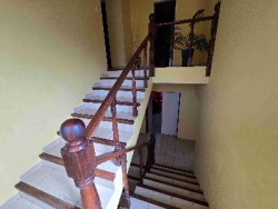 EXCELENTE CASA EN VENTA EN VILLA CARLOS PAZ, BARRIO COSTA AZUL, 4 Dormitorios, Vista Panorámica, Calidad y Diseño