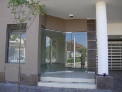 OPORTUNIDAD - DEPARTAMENTO EN VENTA EN VILLA CARLOS PAZ, ED. RIVERA OESTE, 1 dorm. 2do PISO. GAS NATURAL, ESCRITURA