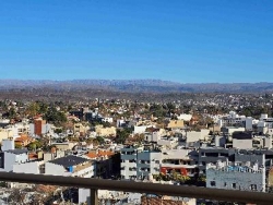 VENTA DE EXCELENTE CALIDAD, GRAN OPORTUNIDAD DE INVERSIÓN EN VILLA CARLOS PAZ, TORRE TATIANA. Entrega Inmediata, Edificio Terminado