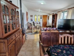 MUY LINDA CASA EN VENTA EN LAGO AZUL, BARRIO PRIVADO, CON VISTAS AL LAGO Y SIERRAS DESLUMBRANTES