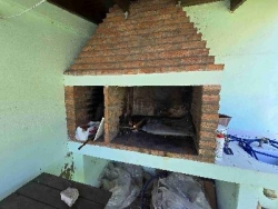 CASA EN PH EN VENTA, EN VILLA CARLOS PAZ, BARRIO CENTRO OESTE, EXCELENTE OPCIÓN DE INVERSIÓN, 1 dorm, Patio verde, Asador. TODOS LOS SERVICIOS.