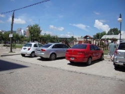 MUY LINDO LOCAL EN VENTA EN VILLA CARLOS PAZ, ZONA COSTANERA CENTRO, A 4 CUADRAS DE PEATONAL, FRENTE A LA PLAZA DE ZONA ZEBRA CLUB.