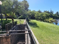 EXCELENTE PREDIO EN VENTA, DE 2.100 MT2 CON FONDO AL RIO BALNEARIO TALAHUASI, IDEAL PARA COMPLEJO TURÍSTICO
