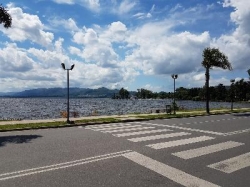 LOCALES EN VENTA - EN PLENA COSTANERA DE VILLA CARLOS PAZ, Gran Vista Al Lago ! Unidades de entrega Inmediata