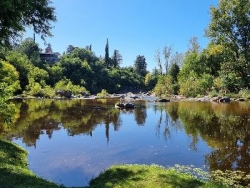 EXCELENTE PREDIO EN VENTA, DE 2.100 MT2 CON FONDO AL RIO BALNEARIO TALAHUASI, IDEAL PARA COMPLEJO TURÍSTICO
