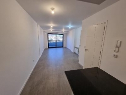 EDIFICIO ETOILE VI - Villa Carlos Paz, Unidades de Categoría, a mts de la Peatonal, Sobre costanera. ENTREGA INMEDIATA A ESTRENAR !