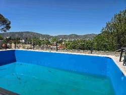 BELLOS DEPARTAMENTOS EN VILLA CARLOS PAZ, EN ALQUILER PERMANENTE A 2 AÑOS, EN COMPLEJO CON PILETA, PARQUE, VISTA PANORÁMICA. Barrio La Quinta.