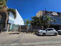TERRENO EN VENTA EN CARLOS PAZ, CÉNTRICO, IDEAL PARA CONSTRUIR HOTEL, LOCALES, OFICINAS Y DEPARTAMENTOS. Gran Oportunidad.