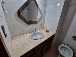 FABULOSA CASA EN VILLA CARLOS PAZ, Bº COSTA AZUL, CON PILETA CLIMATIZADA CUBIERTA, CANCHA DE SQUASH, Gas Natural !