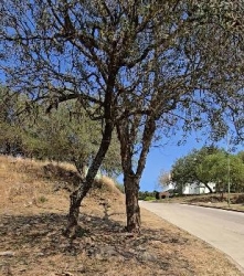 HERMOSO TERRENO EN VENTA, EN TIERRA ALTA ( Barrio Privado) CON TODOS LOS SERVICIOS. Asfalto, Vista Panorámica, Lote Esquina.