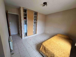 BELLO DEPARTAMENTO EN VENTA EN CARLOS PAZ, 2 DORMITORIOS, CON BALCÓN A LA CALLE.