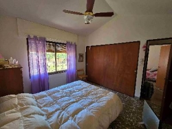 ESTABAS BUSCANDO ESTA CASA EN CARLOS PAZ - VENTA, EN OPORTUNIDAD, A 1 CUADRA DEL RÍO - PLAYAS DE ORO