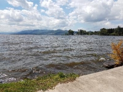 LOCALES EN VENTA - EN PLENA COSTANERA DE VILLA CARLOS PAZ, Gran Vista Al Lago ! Unidades de entrega Inmediata