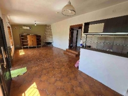 BELLO COMPLEJO de 6 Unidades, EN VENTA EN VILLA CARLOS PAZ, A 9 CUADRAS DE PEATONAL, CON VISTA PANORÁMICA, Piscina, Asadores.