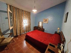 CASA EN VENTA EN PARQUE SIQUIMAN A 100 MTS DE LA RUTA 38. HERMOSO ENTORNO Y GRAN PARQUE