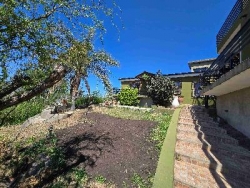 BELLO COMPLEJO de 6 Unidades, EN VENTA EN VILLA CARLOS PAZ, A 9 CUADRAS DE PEATONAL, CON VISTA PANORÁMICA, Piscina, Asadores.